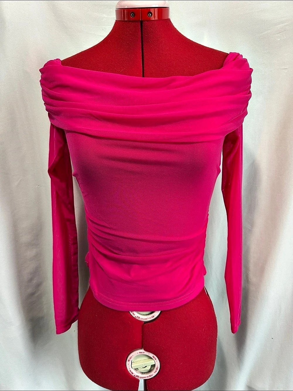 BTFBM Ruched Off-Shoulder Long Sleeve Top in Pink Size Small NWT